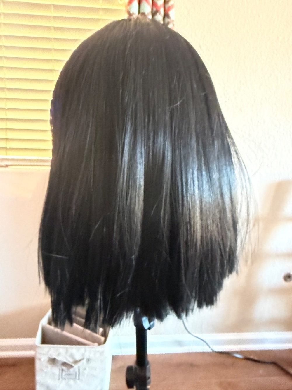 Dark Brown Wig Medium Short Bangs- Simple Sleek Outfit Cosplay Anime Character - Picture 3 of 4